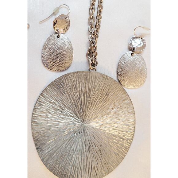 8 Pc Lot Long Necklaces Pendants Chain Pierced Earrings Goldtone Silvertone Y2K - Picture 2 of 5